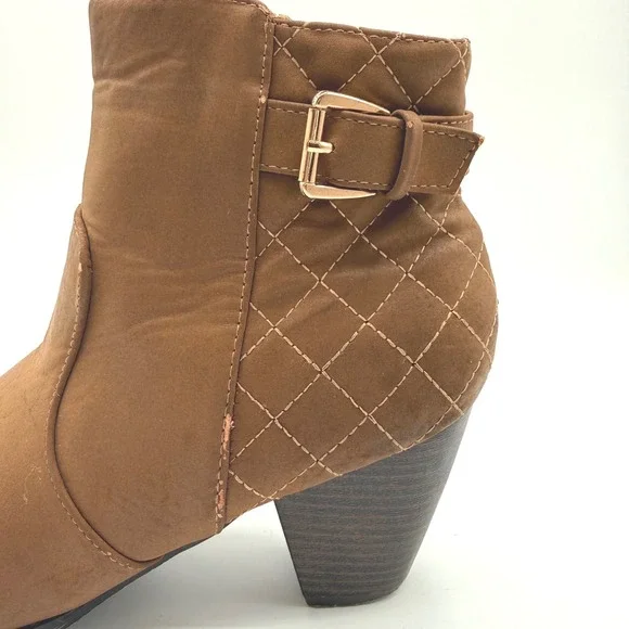 Tan Quilted Buckle Ankle Boots Block Heel Side Zip Almond Toe Size 9 - Picture 5 of 10
